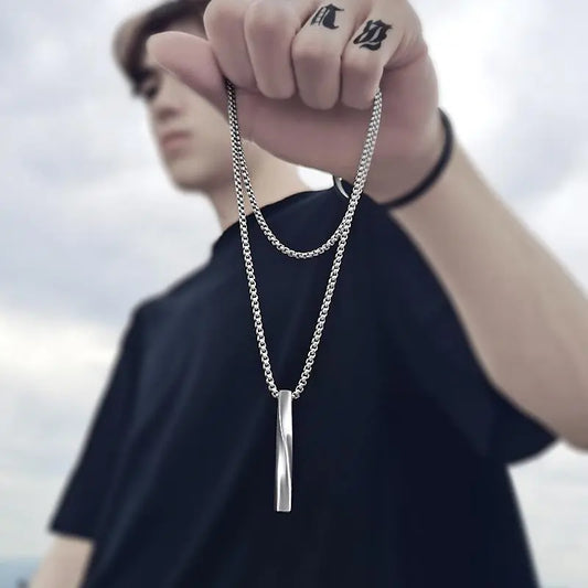 Nuova collana di moda a spirale Personalità semplice Hip Hop Ciondolo da uomo Ciondolo da ragazzo Collana in acciaio al titanio Gioielli goth