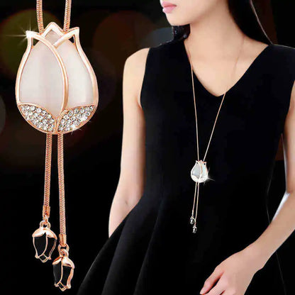 Free Shipping! Fashion Elegant Sweater Chain Long Crystal Snow Pendant Water Drop Accessories Long Decoration Necklace Jewelry