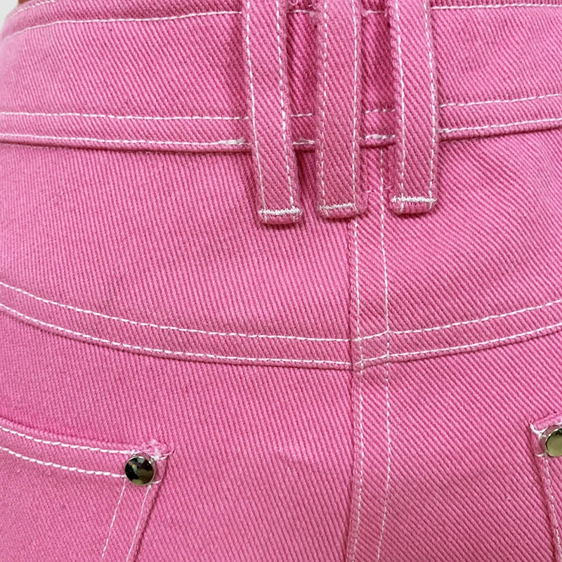 Pantaloni jeans in denim rosa con cuciture superiori a contrasto di alta qualità dei nuovi jeans firmati 2024 da donna