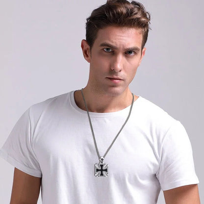 Classic Knights Templar Cross Pendant Necklace for Men Women Retro Simple Cross Necklace Jewelry Gift