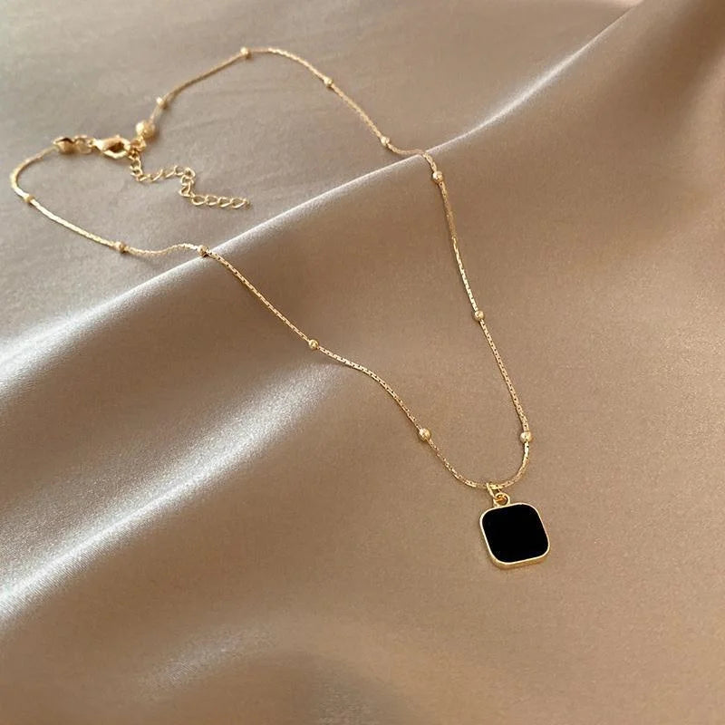 Collane in acciaio inossidabile Catene girocollo con pendente quadrato minimalista squisito nero Collana di moda per gioielli da donna Regali per feste