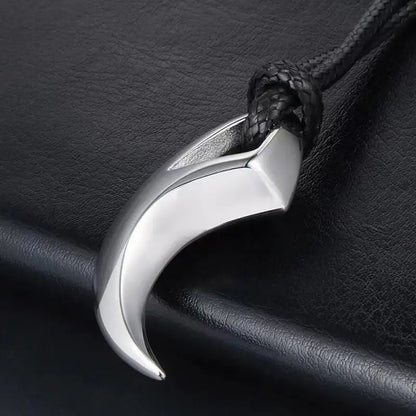 Punk Hip Hop Crescent Nail Pendant Wolf Tooth Leather Rope Necklace Men and Women Fashion Trend Jewelry