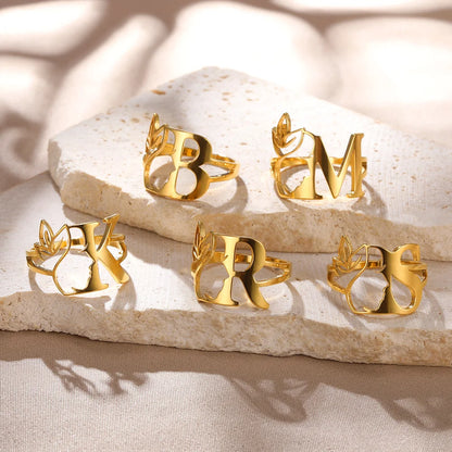 Stainless Steel Gold Color Flower Letters Rings For Women Alphabet Jewelry Pretty Girl Initials Adsjustable Rings Party Gifts