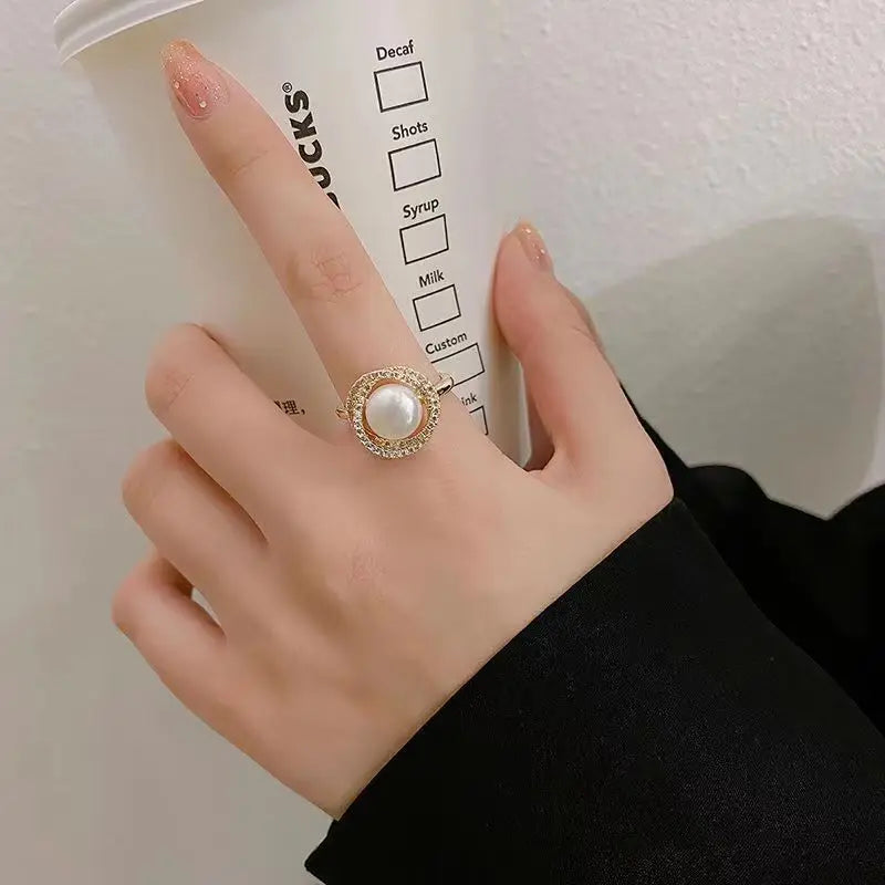 European and American New French Spiral Pearl Zircon Ring Fashion Light Luxury Simple Personality Women Party Ring Jewelry Gift