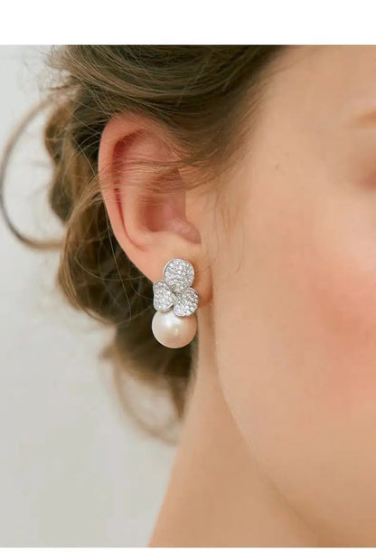 Korean Version Simple S925 Silver Bead Parts Sunflower Clover Stud Stud Stud Earring Drop Drop White Female