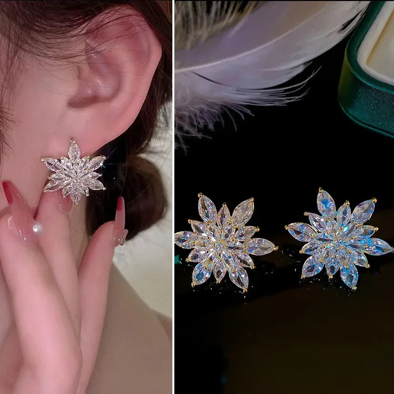 Silver Color Big Plant Luxury Stud Earrings with Bling Zircon Stone for Women Fashion Jewelry Korean Earring Wedding Party Gift