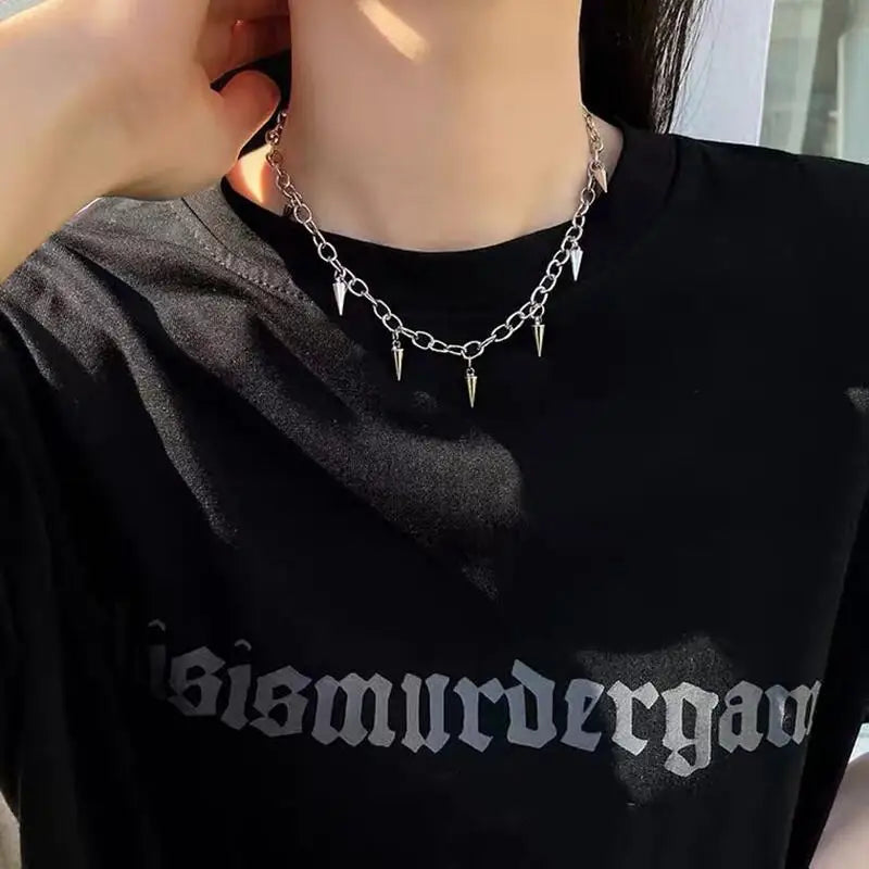 Collana con rivetti Hip Hop per uomo donna cono in acciaio al titanio ciondolo catena maglione girocollo gioielli punk maschile accessori cool