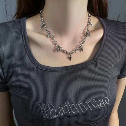 Collana con rivetti Hip Hop per uomo donna cono in acciaio al titanio ciondolo catena maglione girocollo gioielli punk maschile accessori cool