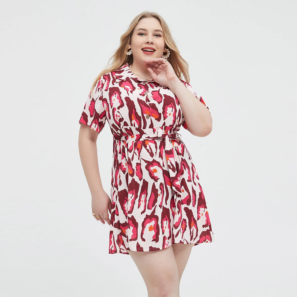 Plus Size 2024 Nuovi abiti di moda Stampa Abito Casual Poliestere Girocollo Abito a maniche corte Abbigliamento taglie forti da donna L062