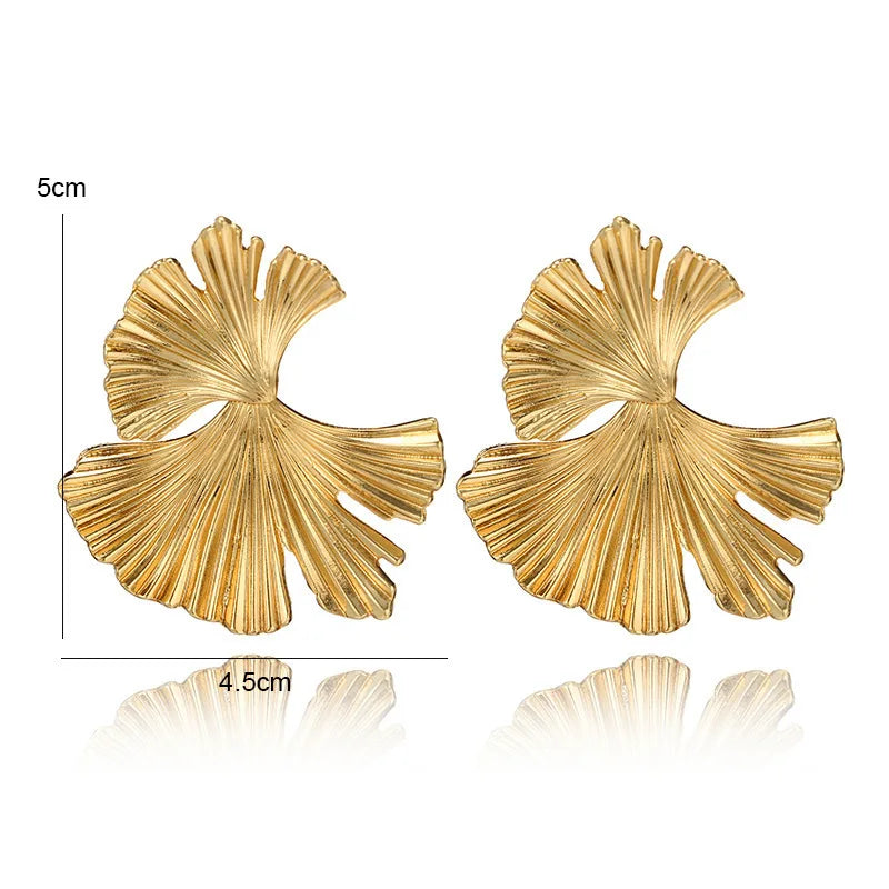 Orecchini pendenti a forma di foglia di Ginkgo Biloba color oro geometrico bohémien per le donne Accessori per gioielli orecchio dichiarazione Punk