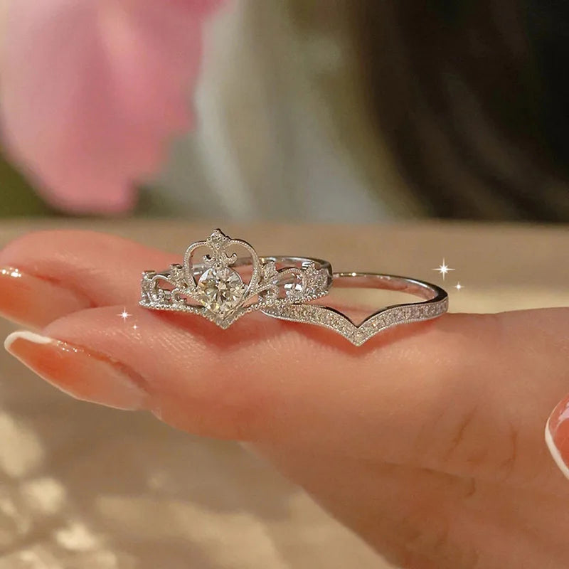 Squisito anello a forma di cuore con zirconi a corona per il regalo di gioielli con set di anelli di fidanzamento per la sposa principessa alla moda da donna