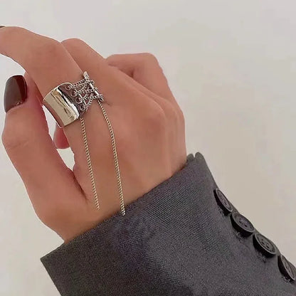 Gothic Wide Edge Chain Tassel Rings Women Hip Hop Punk Vintage Adjustable Opening Ring Aesthetic Geometric Goth Rings