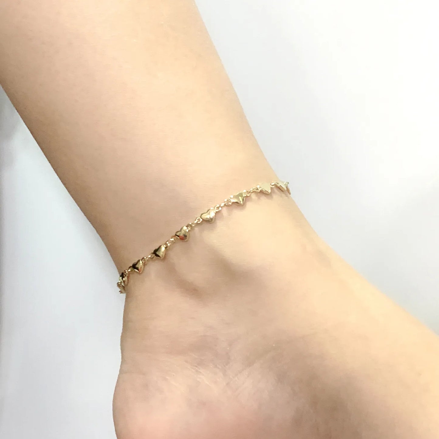 Barefoot Sandals Women Ankel Bracelets 18K Gold Color Stainless Steel Anklets High Polished Heart and Heart Charm 9/10/11 Inches