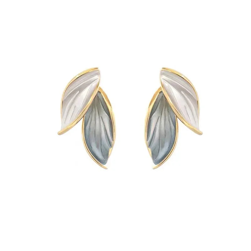 New Korean Arrival Metal Trendy Fresh Lovely Sweet Grey Leaf Stud Earrings For Women 2023 Fashion Jewelry