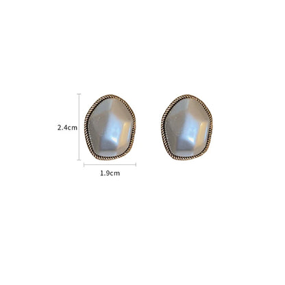 Fashion Irregular Pearl Stud Earrings Female 2022 Trendy Retro Gold Color Simulated Pearl Earrings for Women Wedding Jewelry