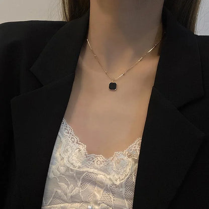 Collane in acciaio inossidabile Catene girocollo con pendente quadrato minimalista squisito nero Collana di moda per gioielli da donna Regali per feste