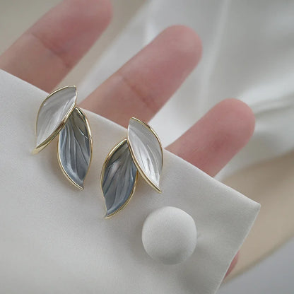 New Korean Arrival Metal Trendy Fresh Lovely Sweet Grey Leaf Stud Earrings For Women 2023 Fashion Jewelry