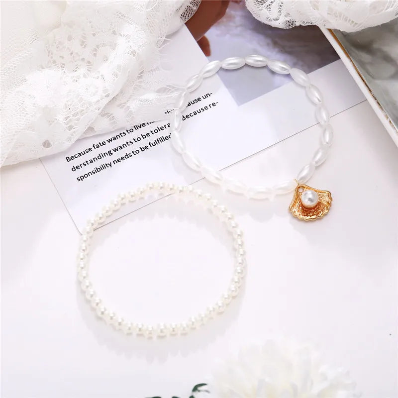 Modyle New Fashion Bohemian Simulated Pearl Chain Wedding Anklet Bracelet for Women Gold Color Shell Pendant Anklet Jewelry Gift