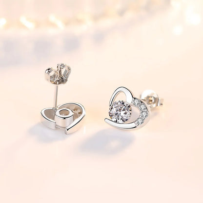 Real Heart Cut Stud Moissanite Earrings 925 Sterling Silver Sparkling Lab Diamond Earrings Gemstone Fine Jewelry for Women