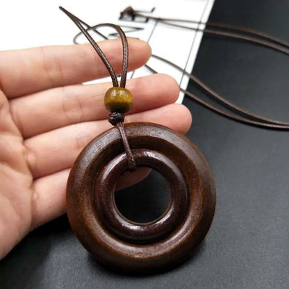 New Retro Sweater Chain Round Wooden Leaf Owl Long Sweater Clothing Pendant Women Vintage Leather Lanyard Female Jewelry Gifts