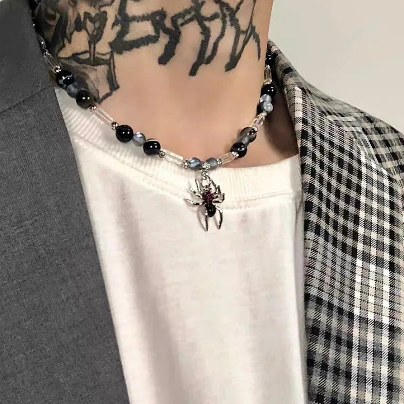 Punk Spider Pendant Necklaces Halloween Jewelry Women Men Cool Hip-hop Splice String Beaded Clavicle Chain Choker Necklace