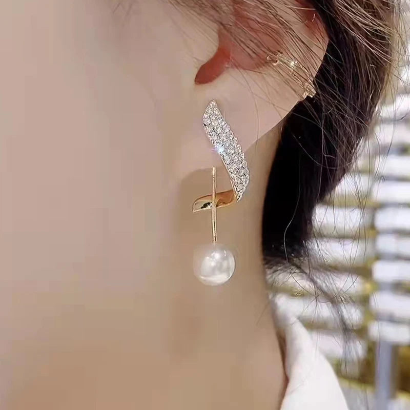 New Classic Elegant Imitation Pearl Dangle Earrings For Women Crystal Long Tassel Exquisite Drop Earring Wedding Jewelry